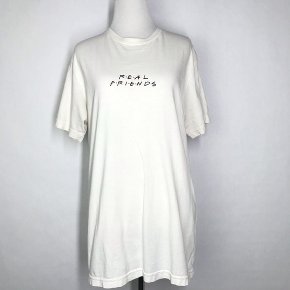 Cooke Collective White Size Medium Women’s Short Sleeve Real Friends Print Tee - Picture 1 of 5